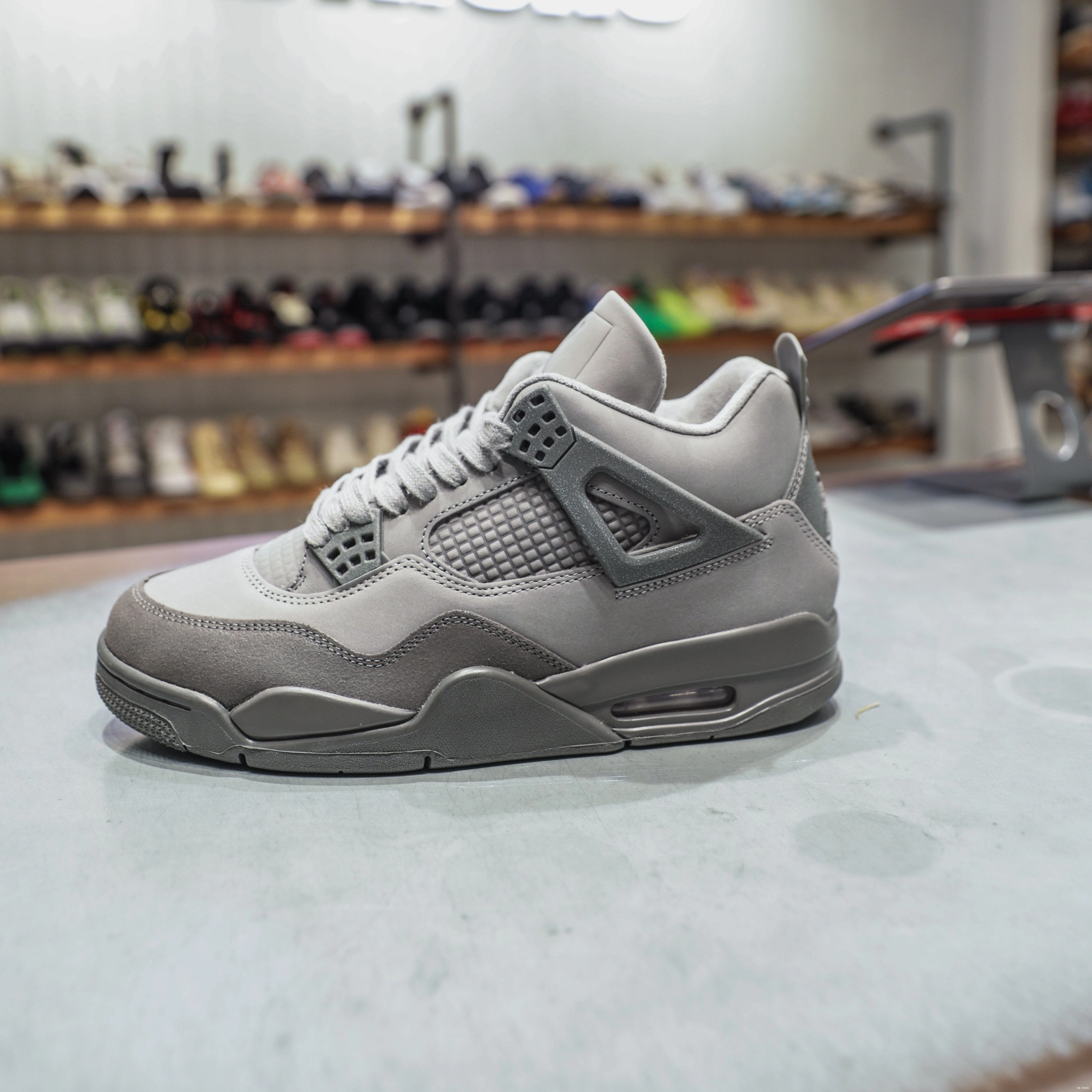 Cement Olympics Wet Paris Retro Jordan 4 SE 0713